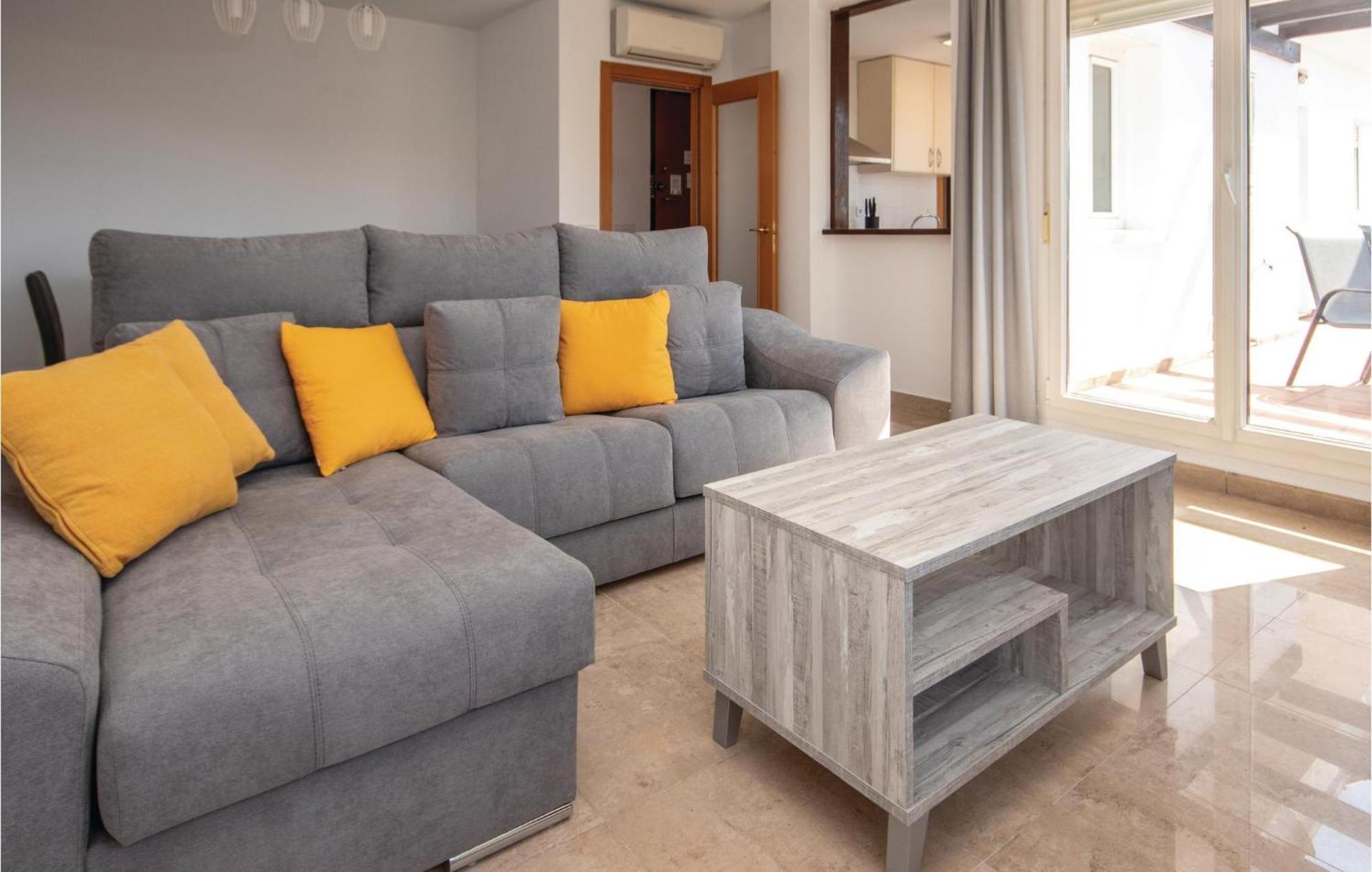3 Bedroom Amazing Apartment In La Duquesa Castillo de Sabinillas المظهر الخارجي الصورة